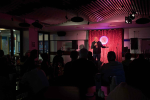 stand-upcomedy | Maandelijks in The Sands in Narrabeen