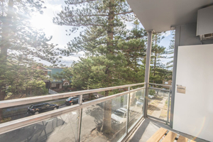 Manly Waves Hotel: Studios & Apartments