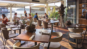 Pier Bar