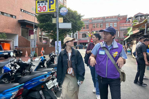 A Walk Through Time Dadaocheng Walking Tour