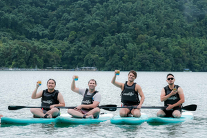 Taipei-Sun Moon Lake bus tickets & SUP experience