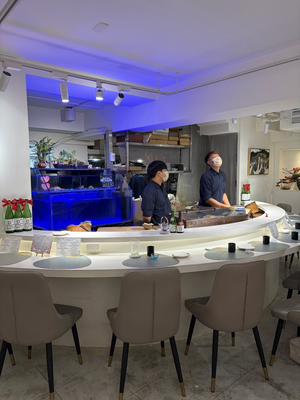 Galerie Shina Omakase