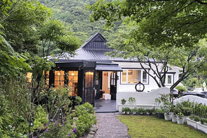 金石新月光 民宿 餐廳 咖啡館 Gold Stone Crescent Moon Light 九份金瓜石