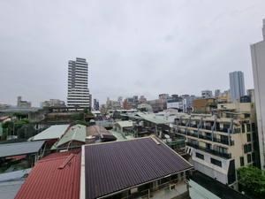 Lucky Apple Hotel