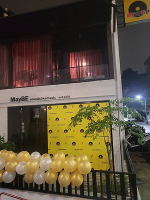 MayBE Music Bar