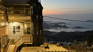 覓在山頂（Hiding spot)