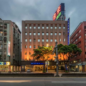 royal biz taipei