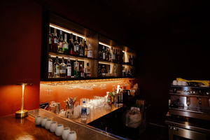 The 18 Whisky & Cigar Lounge｜The 18 雪茄酒廊餐酒館
