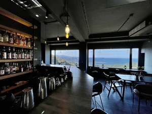 逸茶酒室Golden bar