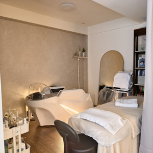 芝舒 Zhi Shu｜Face & Scalp Wellness Studio