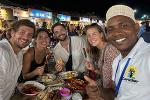 Stonetown: Ruokatorit ja katukeittiöiden kävelykierros