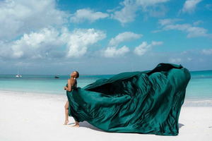 Zanzibar: FlyDress-fotoshoot – professionele camera en drone.