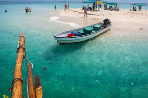 Zanzibar: Half Day Trip on Nakupenda with Prison Island