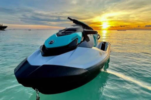 Zanzibar: Kiwengwa Beach with a Jet Ski Adventure.
