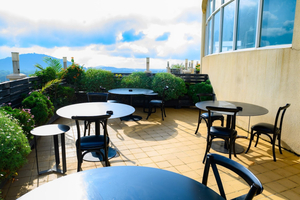 Bona Vista ~ The Rooftop