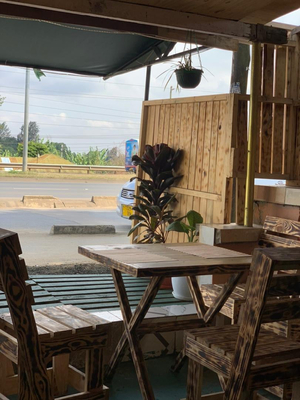 Meru Fast Food