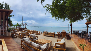 Roro's Beach Bar