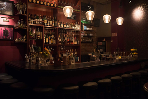 Jasper Johns bar