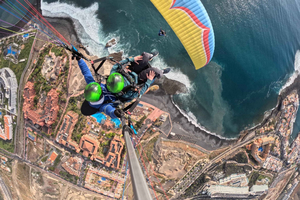 Costa Adeje, Paragliding with pick up service and 5 free photos!