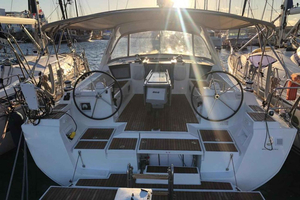 Tenerife: Beneteau Oceanis 45 Leila Sailing Tour
