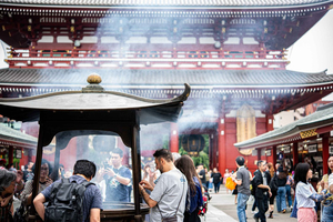 2-Hour Asakusa Food Hunt & Cultural Tour