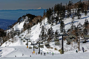 Från Tokyo: Kawaba Ski dagsutflykt med skidutrustning/kläder