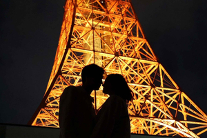 Tokio: privé-fotoshoot Tokyo Tower bij de Zojoji-tempel