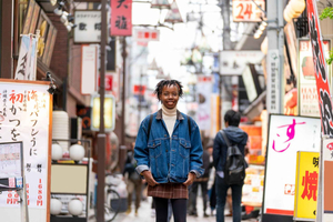 Shibuya Photoshoot - Neon Streets & Hidden Shrine