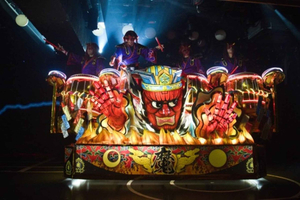 Shinjuku: Samurai-show-restaurant med måltid eller drikkevarer