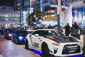 Tokyo: Daikoku självkörande R35 GT-R Custom Car Experience