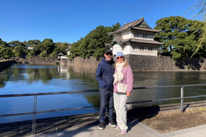 Tokyo: East Garden of the Imperial Palace with History Guide