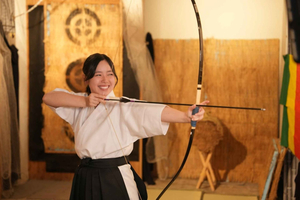 Tokyo Harajuku: 20-Arrow Kyudo (Japanese Archery) Experience