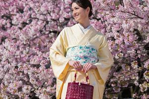 Tokyo: Kimono Rental inside Shinjuku Gyoen National Garden
