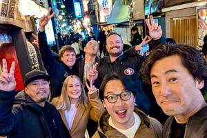 Barhopping i et lokalt kvarter i Tokyo