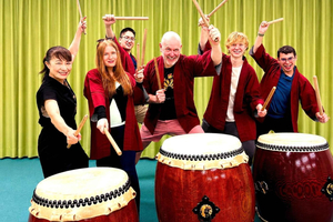 Taiko-trommeoplevelse i et helligt tempel i Shinjuku