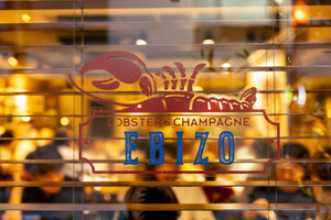 Lobster & Champagne Ebizo