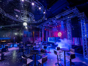 R3 Club Lounge