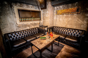 Voyager Lounge Shibuya Dj Bar