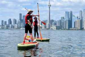begeleide SUP-tocht met uitzicht op de skyline (CN Tower)