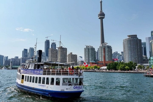 Private Toronto City Tour with Boat and CN Tower