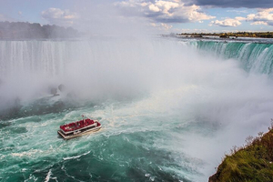 Soccer Fans: 5-Day Toronto, Montreal, Ottawa, Quebec,Niagara Tour