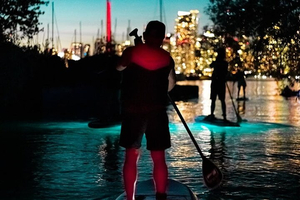 Sunset Safari: Evening SUP/Kayak Tour in Toronto