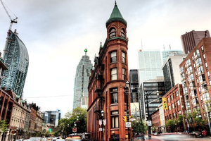 Toronto City Highlights Express Bus Tour