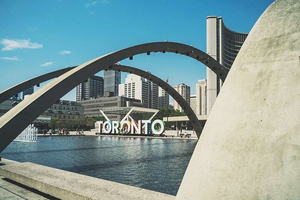 Toronto Highlights Walking Tour