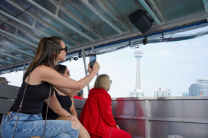Toronto: Premium Driving Tour with Tower and Harbour Cruise