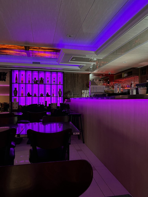 Bar Rose