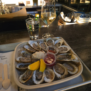 Island Oysters Raw Bar at Waterworks Food Hall