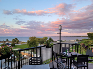 The Shore: Waterfront Restaurant