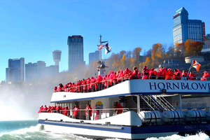 Niagara Falls dagsomvisning + båt og inngang bak fallene