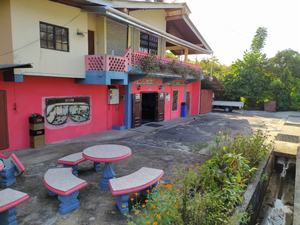 Cover Girls Restaurant & Bar